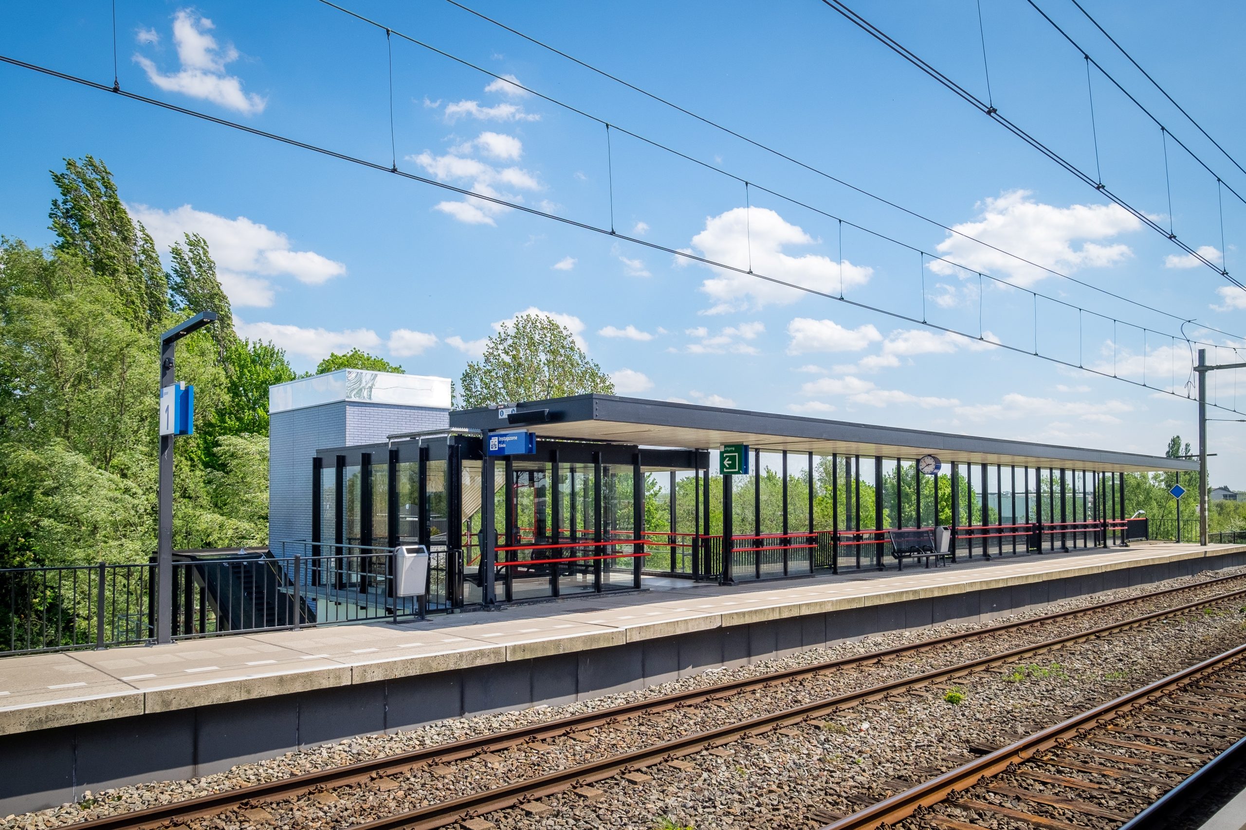 Liften station Zaltbommel