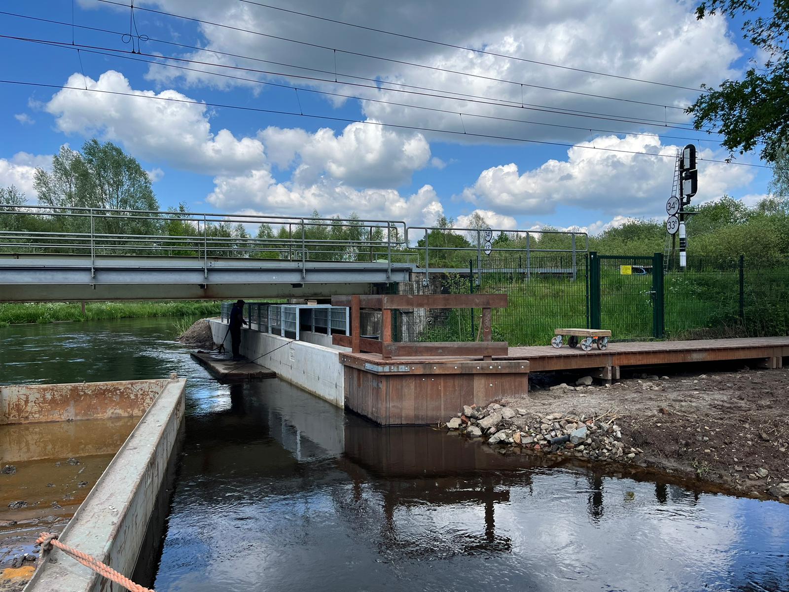 Realisatie U-bak en vlonder Oisterwijk